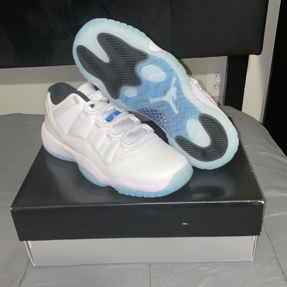Air Jordan 11 Retro Low “Legend Blue” (GS)